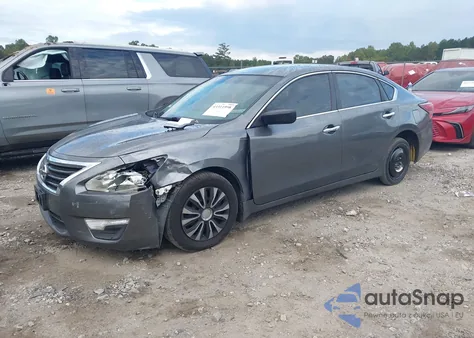 2015 Nissan Altima 2.5 S из США, поврежденный, VIN 1N4AL3AP1FN367080